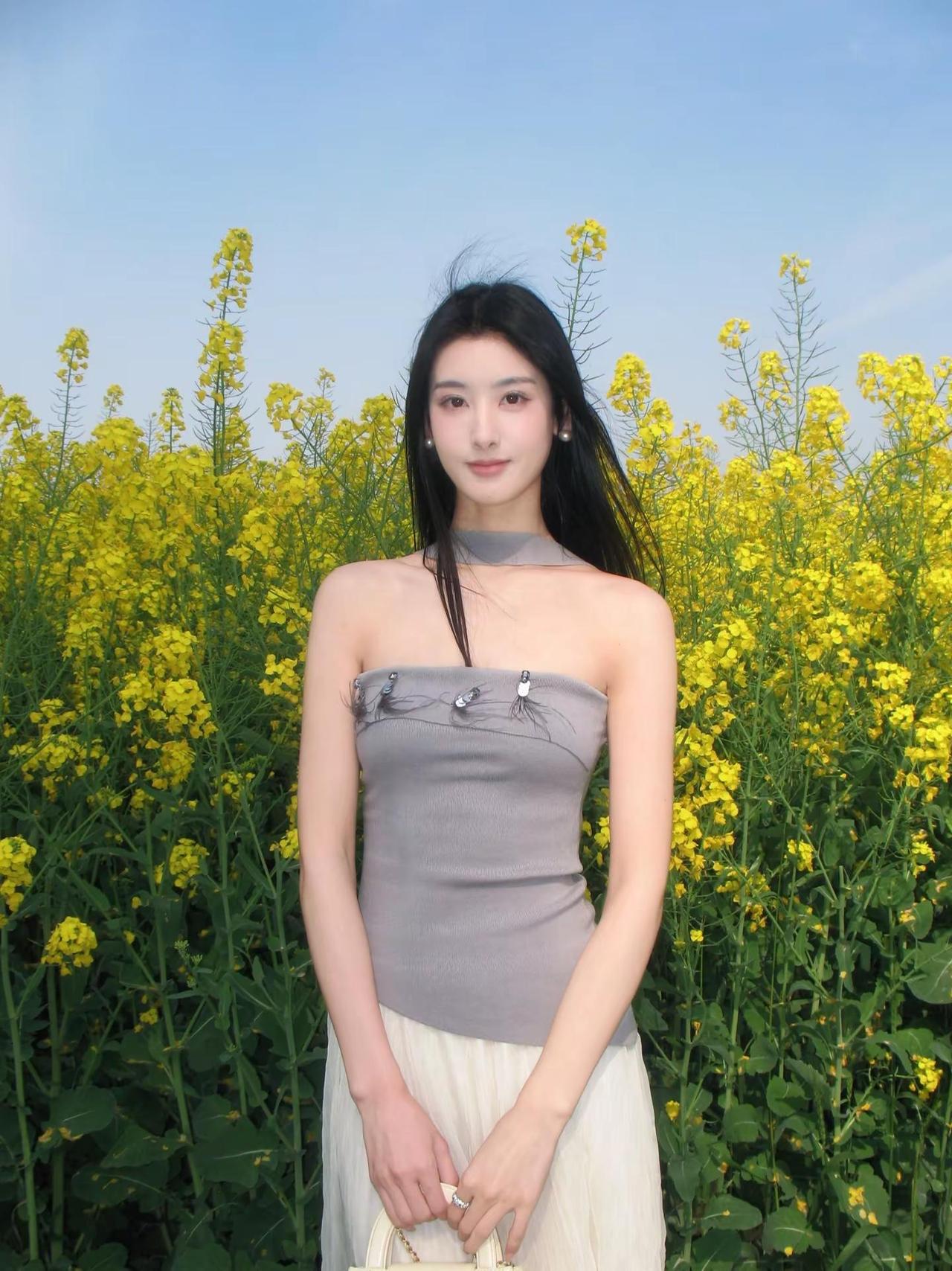 短暂的像一场梦。我的春日look