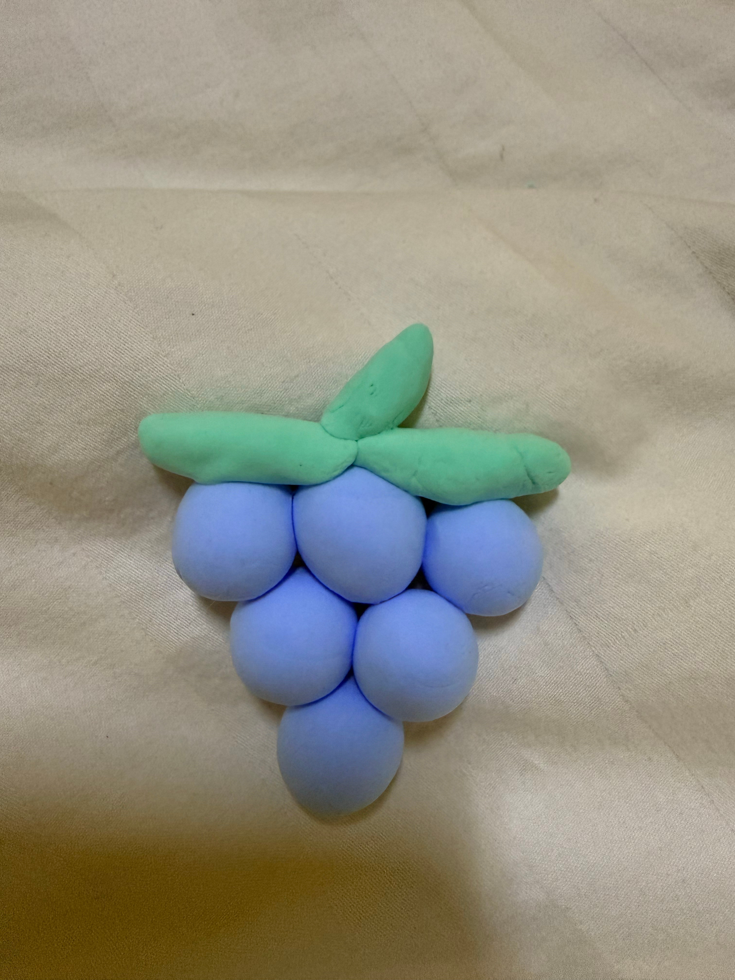 我玩了一下午的橡皮泥 