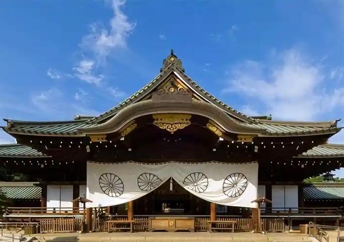 靖国神社不倒，战争还会再来！

最近这段时间，有不少日本民众在东京举行学习交流会