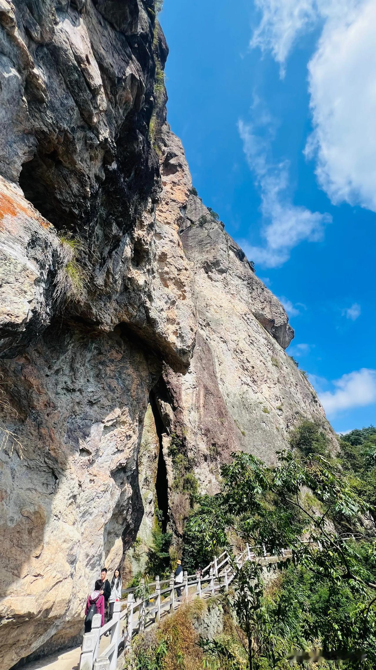 #随手拍一张很惊艳的照片#温州雁荡山