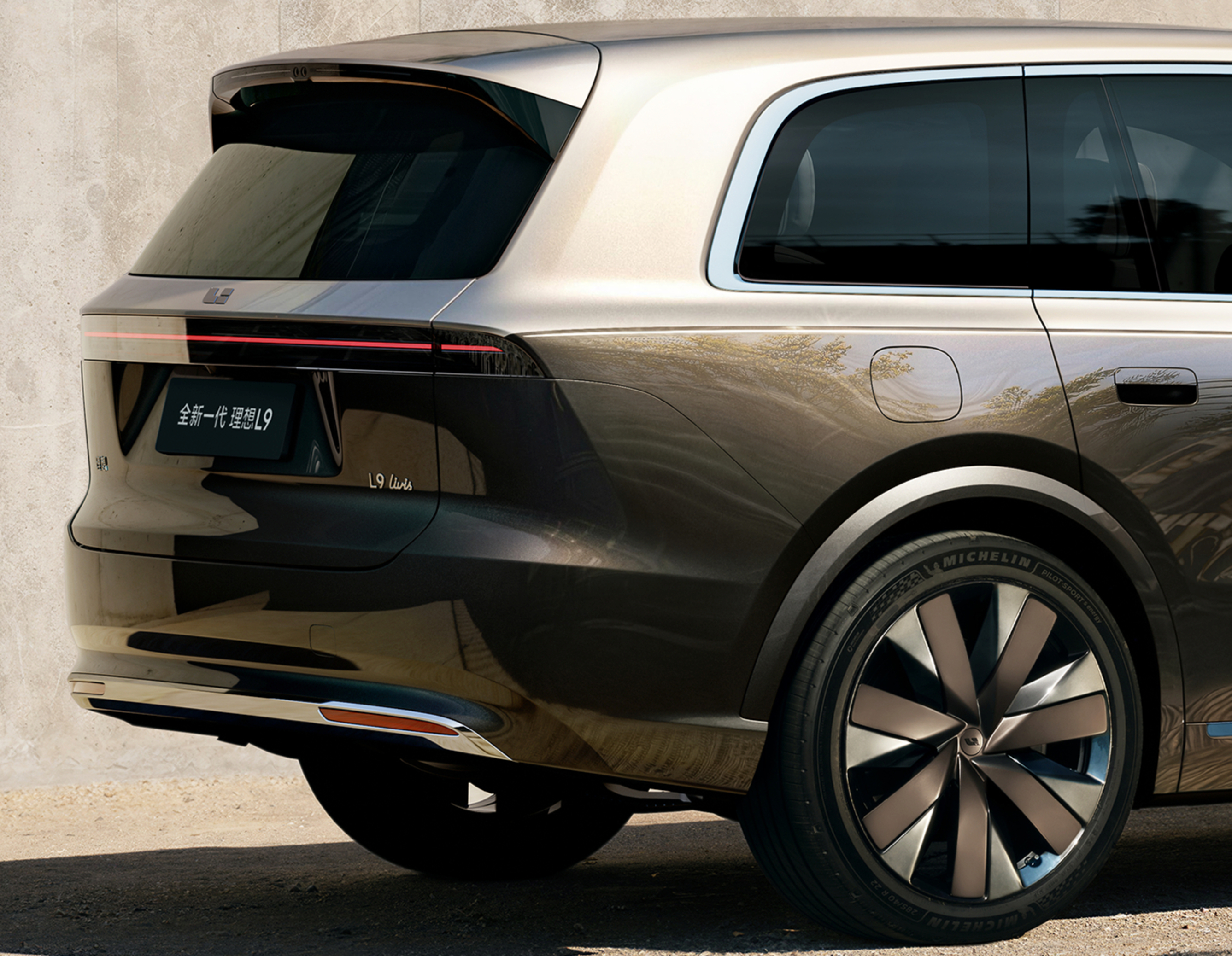 售价55.98万元的终极版本：理想L9 Livis2颗自研“马赫100”芯片，2