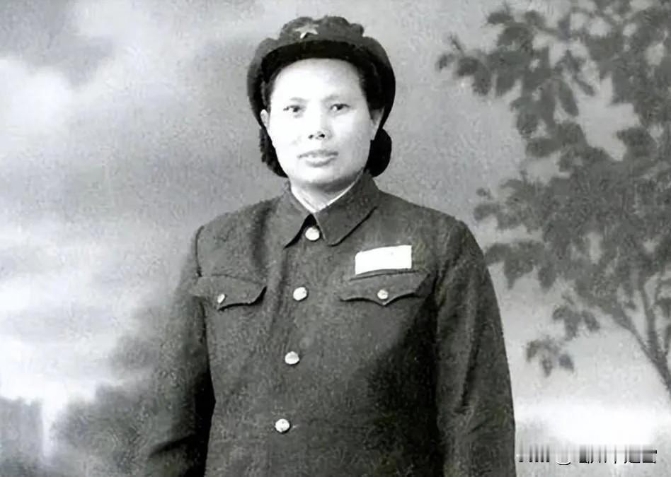 1951年，开国上将洪学智的夫人张文，在山西寻女12年无果。饥肠辘辘时被一村民邀