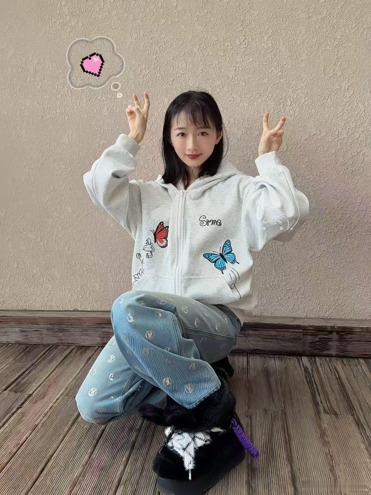 在日常po文中：上脚【xVESSEL x Australia Luxe Coll