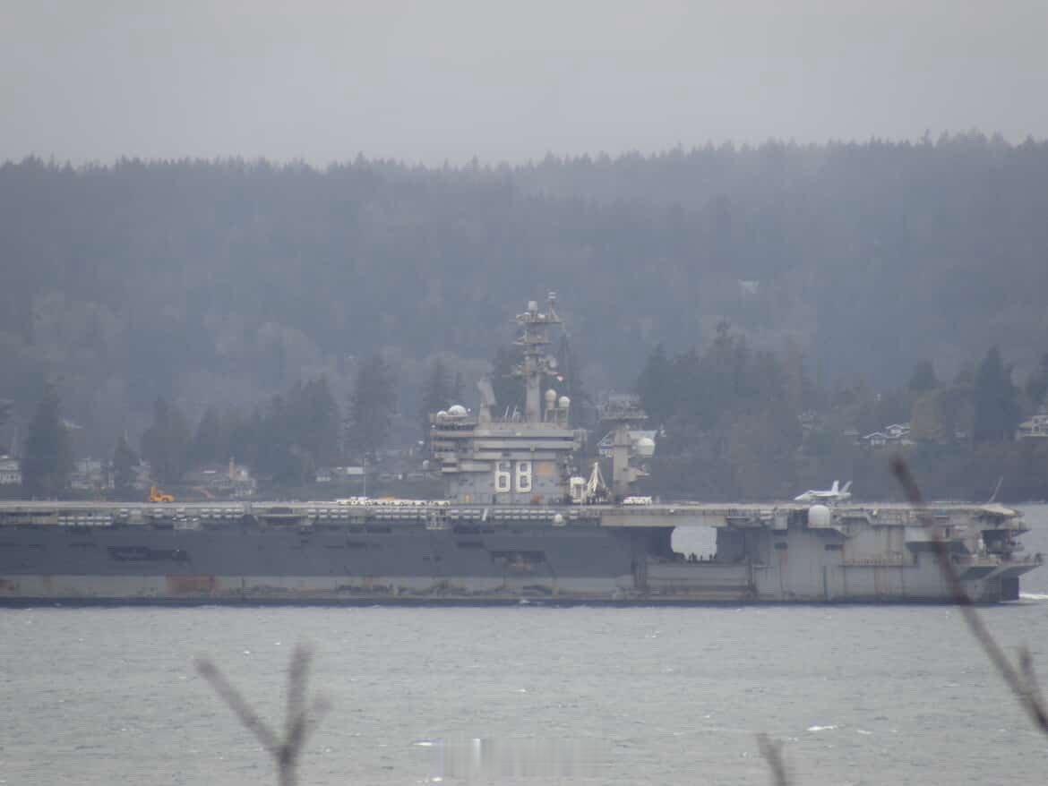 每天认识一件兵器烽火问鼎计划 2025 年 12 月 16 日，美国海军尼米兹级