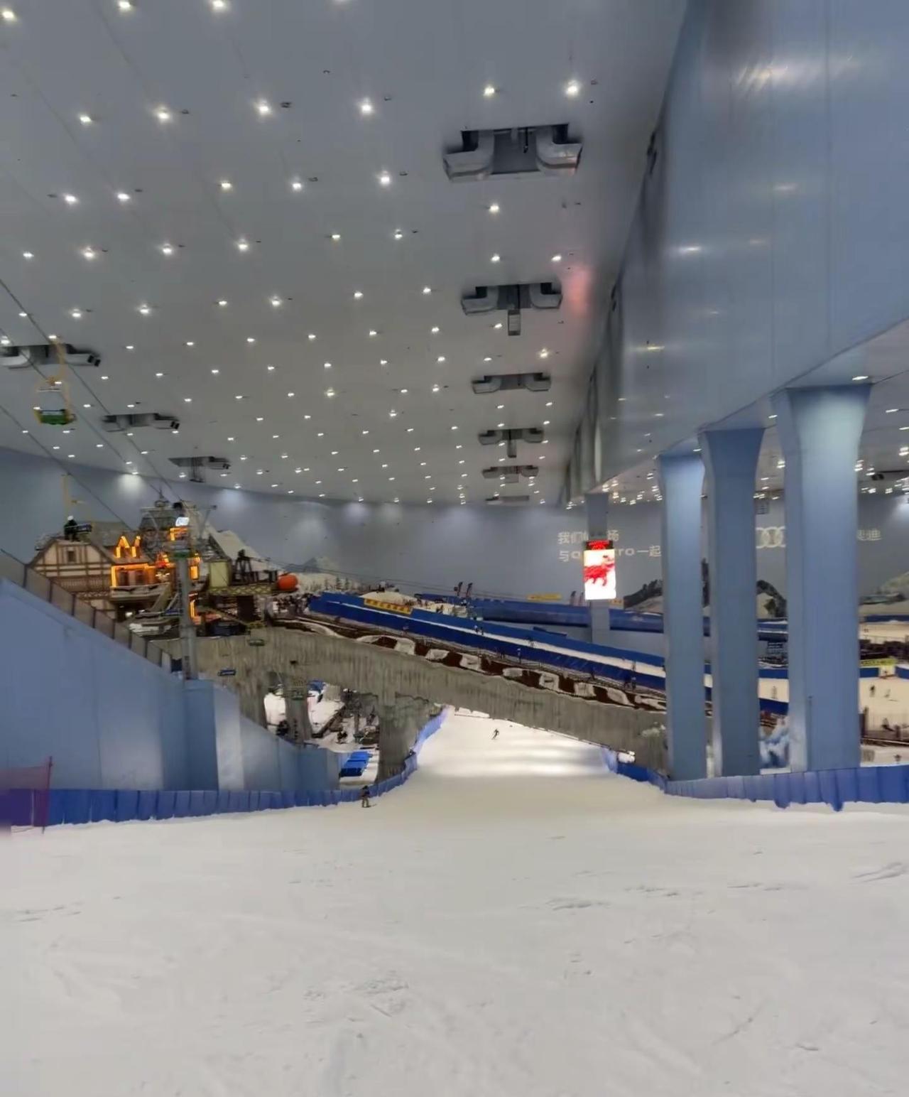 广州热雪奇迹 城市滑雪体验馆 室内滑雪 滑雪新趋势 大型滑雪场