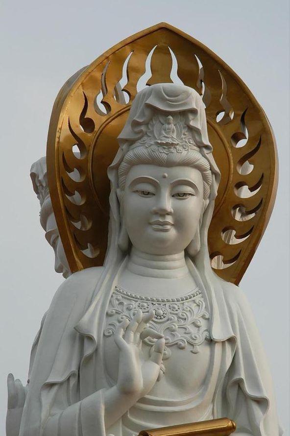 春暖方知冬时寒，苦尽方知甜不易。高处纵有凌云峰，不抵山下云水间。
苍茫大地，万物