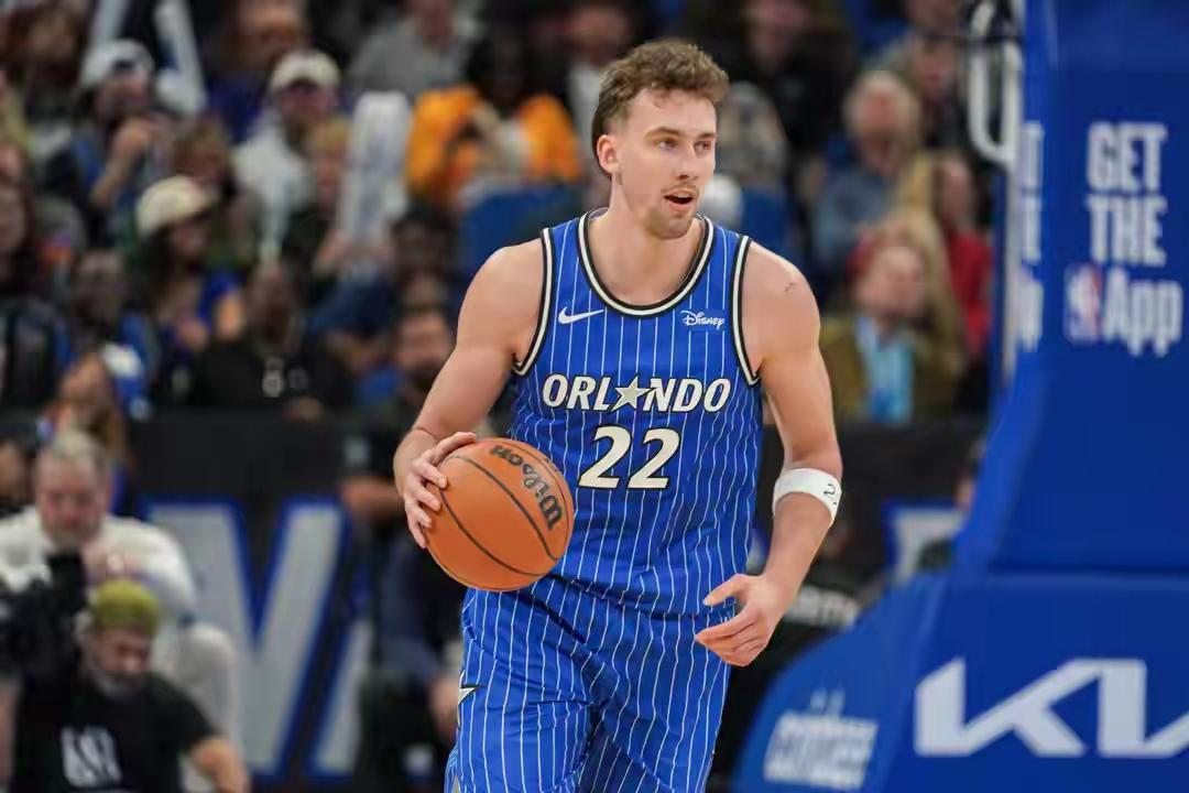 魔术计划让小瓦格纳常规赛报销，专心打附加赛

小瓦格纳是在25年12月初遭遇‌左