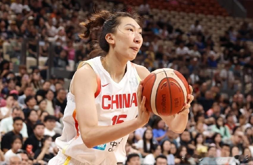 女篮世界杯预选赛的赛场上，中国女篮国家队在最后一场与巴西女篮的强强对话当中，展现