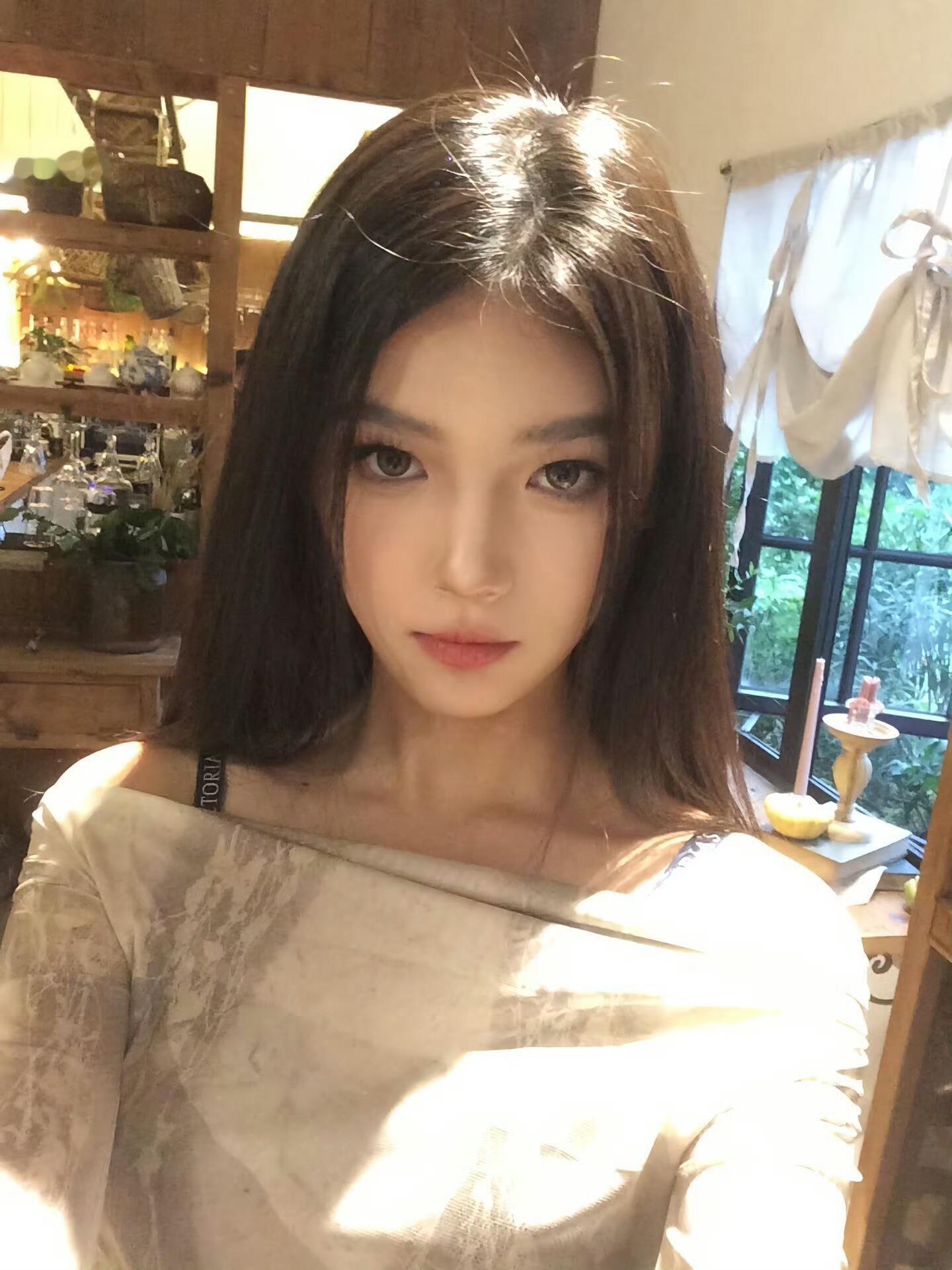 这个张笑颜不知道自己长发有多权威美到我心巴怦然心动20岁  |   怦然心动20