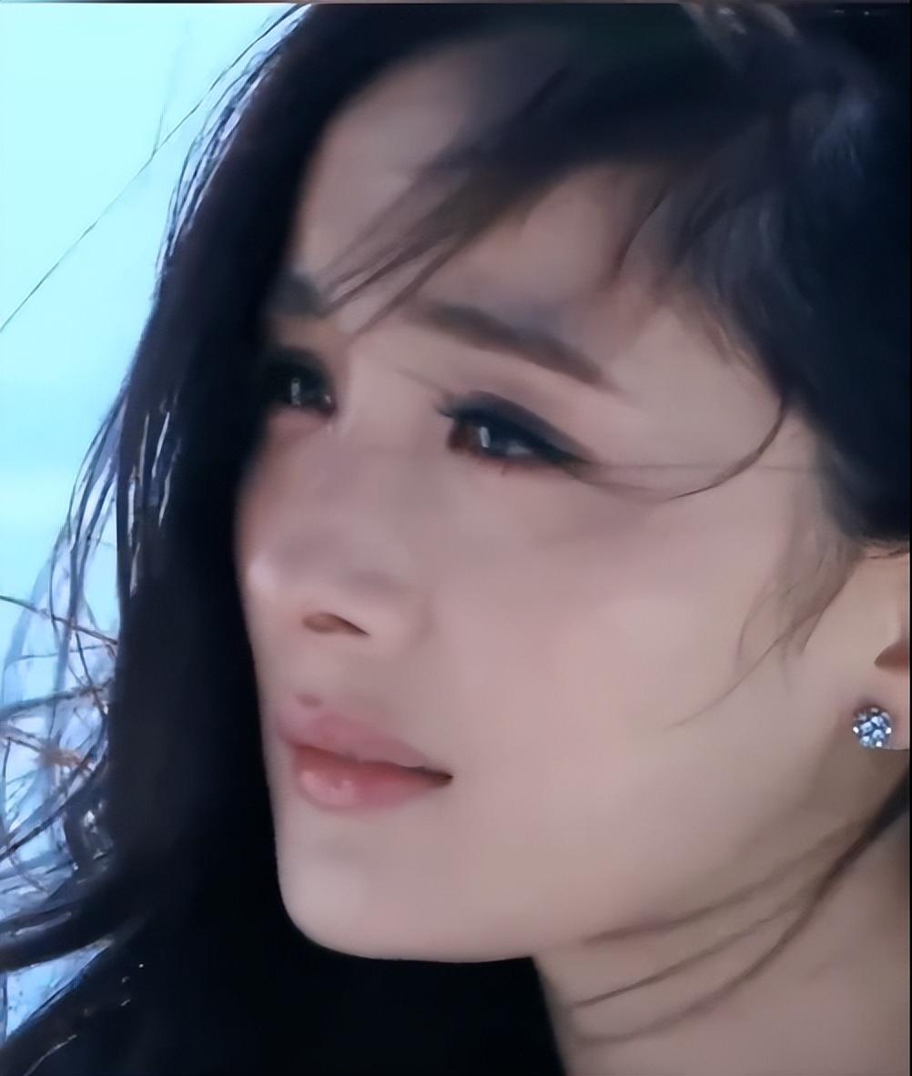 杨幂的演技在圈内是什么水平? 之前刷到过她的《三生三世十里桃花》片段，白浅跳诛仙