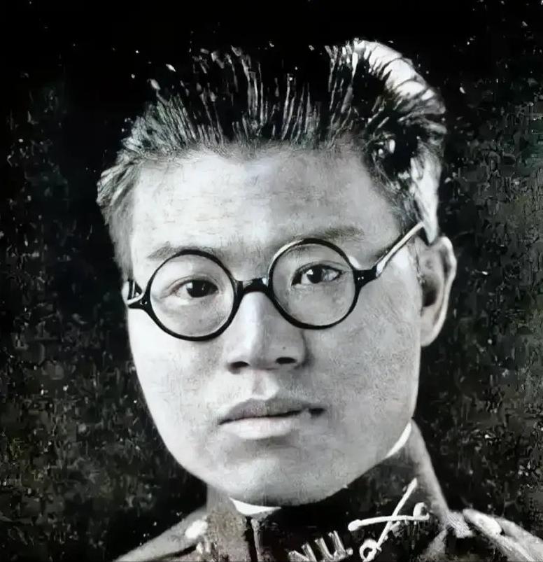 1942年，远征军副师长齐学启被俘，面对日军的劝降，他说:“中国军人，可杀不可辱