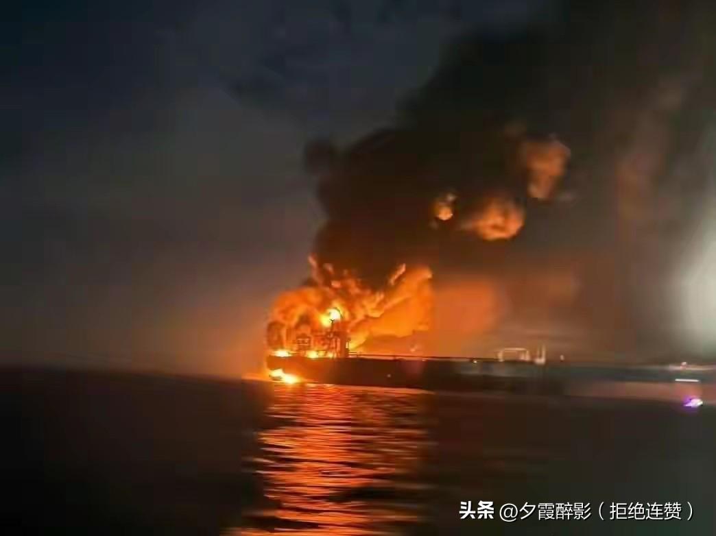 忍无可忍无需再忍！俄罗斯大规模空袭报复降临：敖德萨港口大爆炸
 
起因很明确，乌