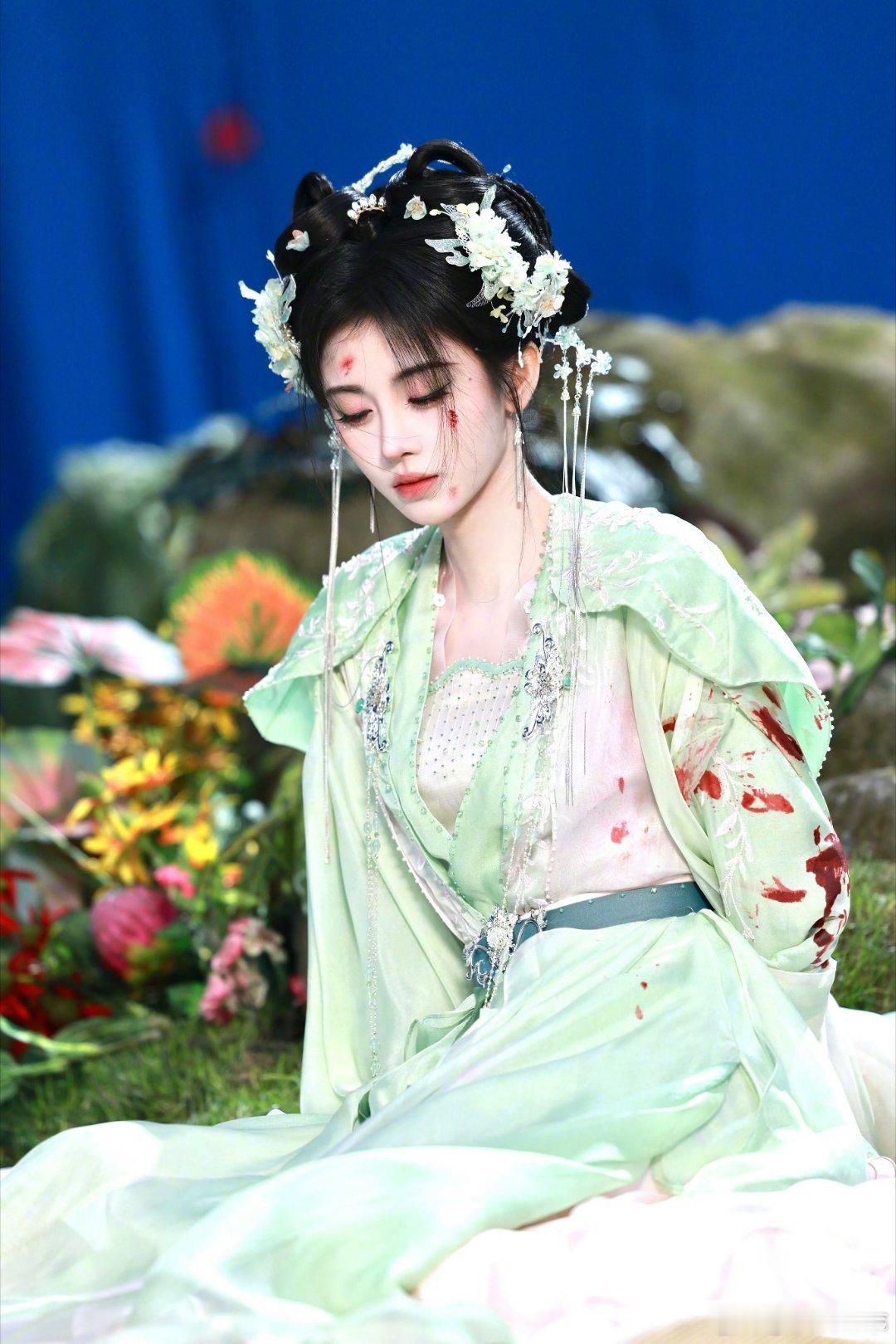 JJY鞠婧祎 JJY鞠婧祎千香 emo都被你们装完了 我装什么 装Hello k