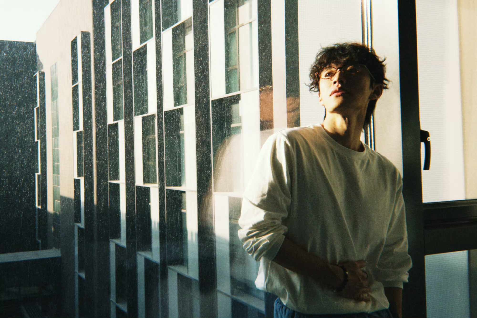 代旭诡秘咱天下第一好，裴总的照片再漏点呗