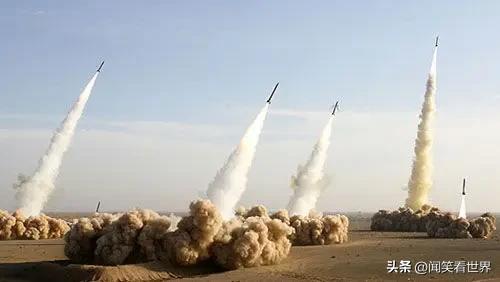 伊朗革命卫队用52枚导弹、230架无人机迎接“新最高领袖”的诞生
根据伊朗媒体的