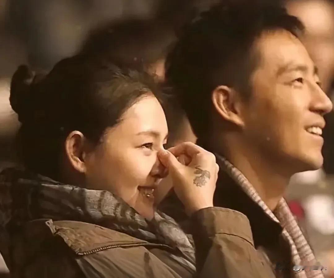 突然感觉很心疼大S，用命换了的两个孩子却没有陪伴长大，自己却先走了，一切什么都没