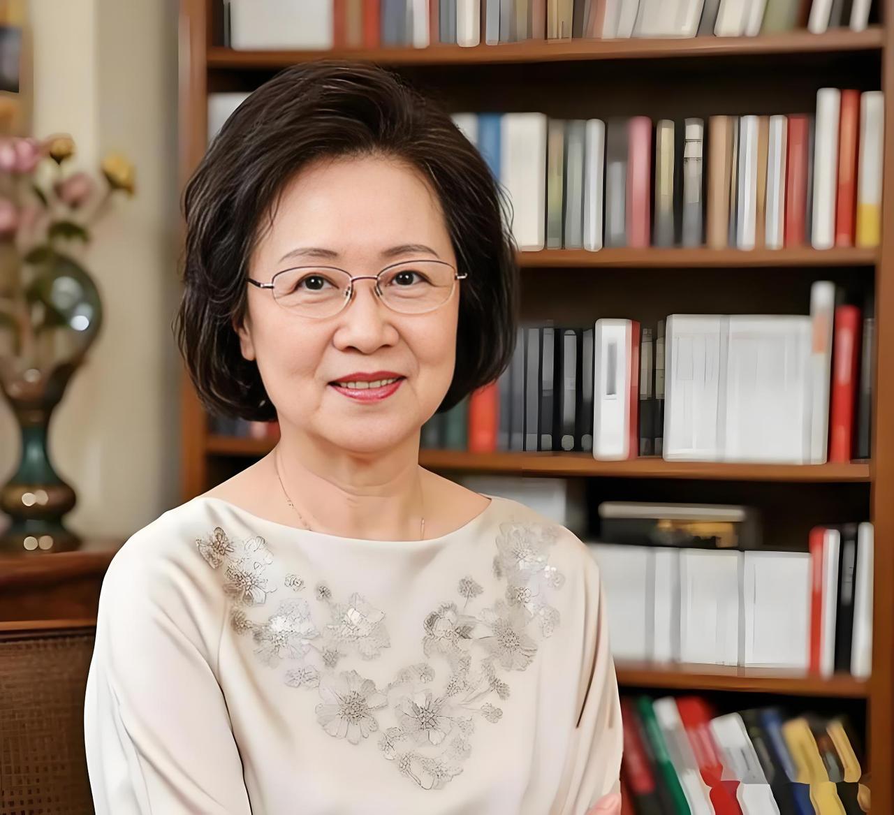 琼瑶魂牵梦萦的老家兰芝堂，终究没能等她归来
 
这片藏在衡阳山林间的宅院，是琼瑶