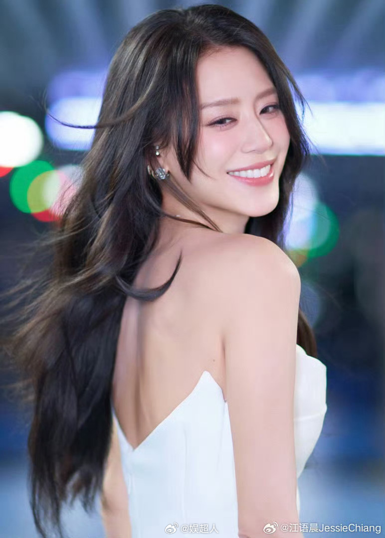 江语晨方辟谣退赛江语晨方回应退赛 江语晨方回应网传退赛传闻：“随她们说吧，姐现在