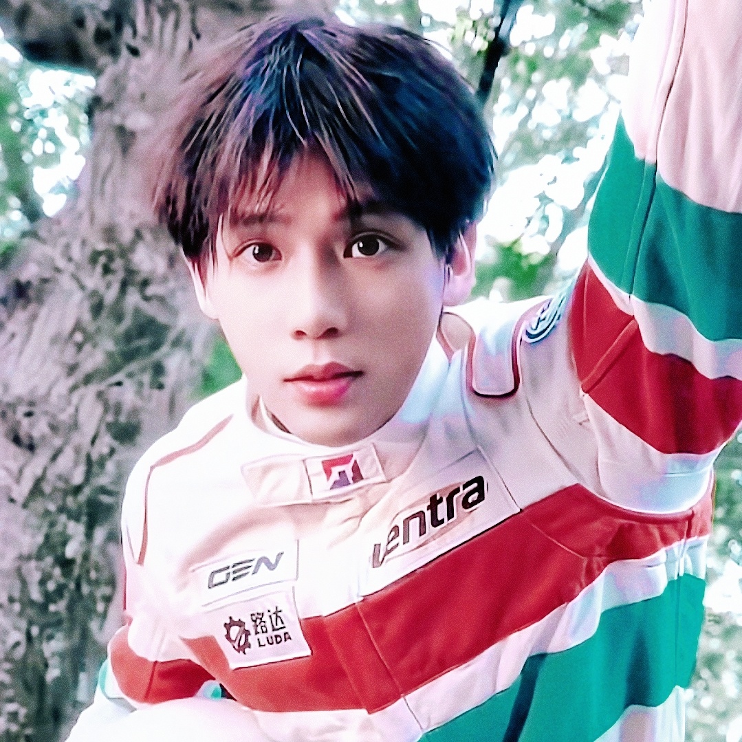 就这样反复循环观看 