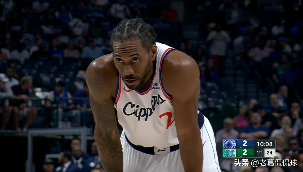 快船超级球星伦纳德真是进攻防守一肩挑！在今天快船客场以138：131击败独行侠的