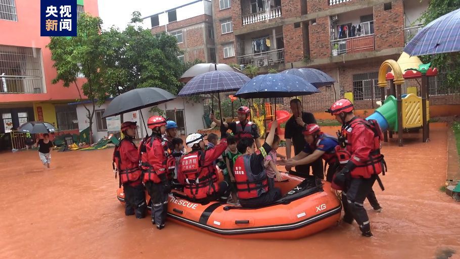 广西内涝暴雨席卷广西多地内涝，愿八桂平安，所有人平安 