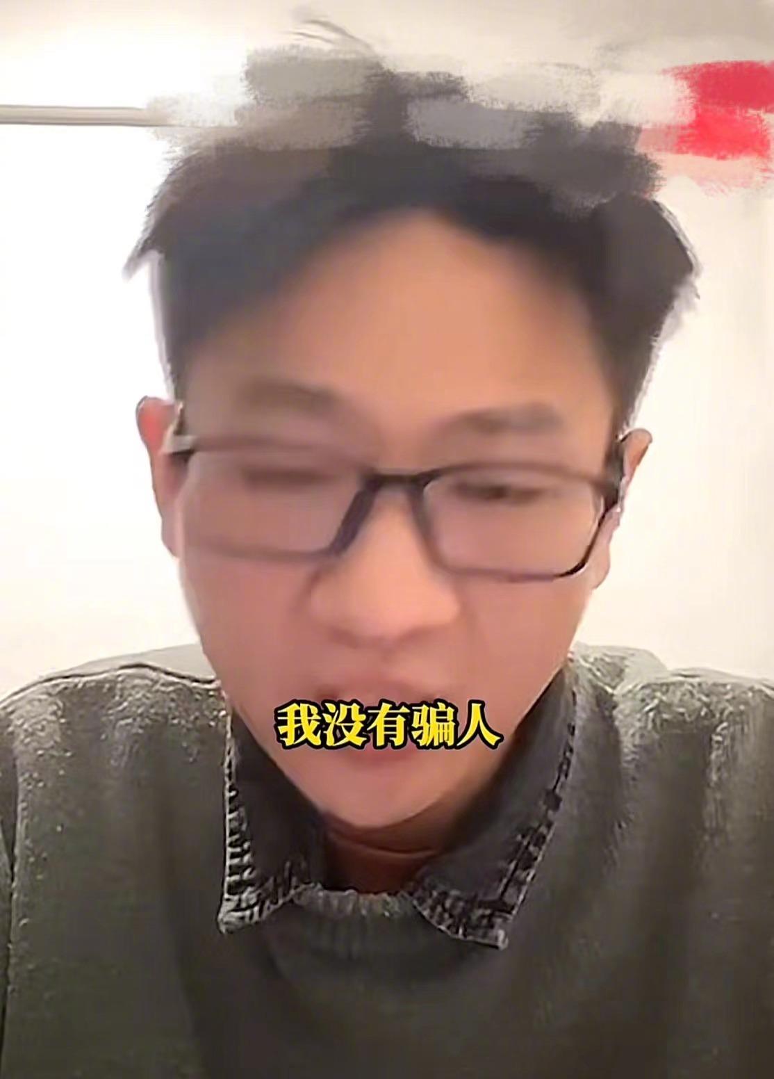 这世界真奇怪，一个穷人要解释自己为什么穷，钱每一分花哪去了，而富人不需要解释任何