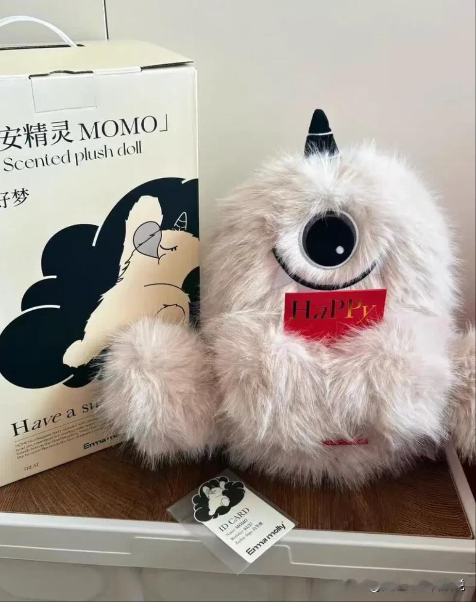 我俩异地恋5年，都是天选打工人！
上个月加班到巨晚，累哭了，跟他视频时说“真想有