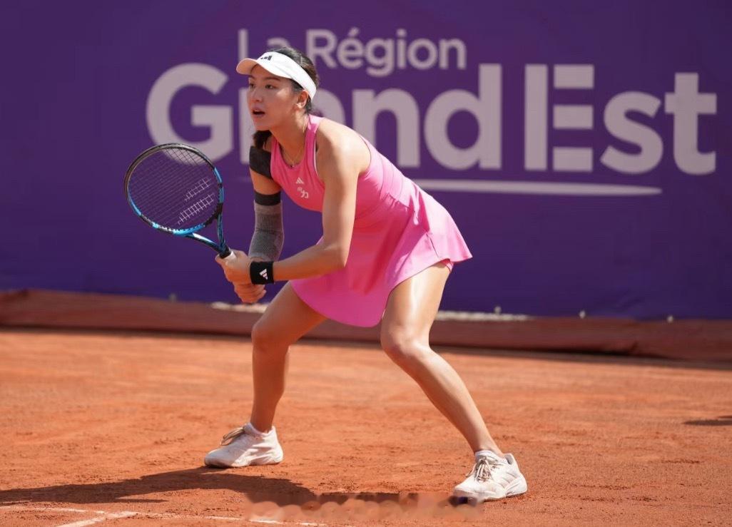 王欣瑜红土赛季首胜 📍【WTA500赛斯特拉斯堡站】女单首轮🇨🇳王欣瑜6-