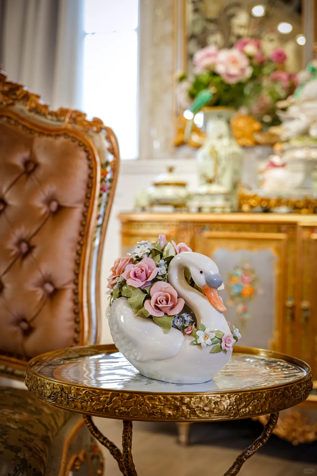 我的天，这也太美了！天鹅的浪漫颂歌！