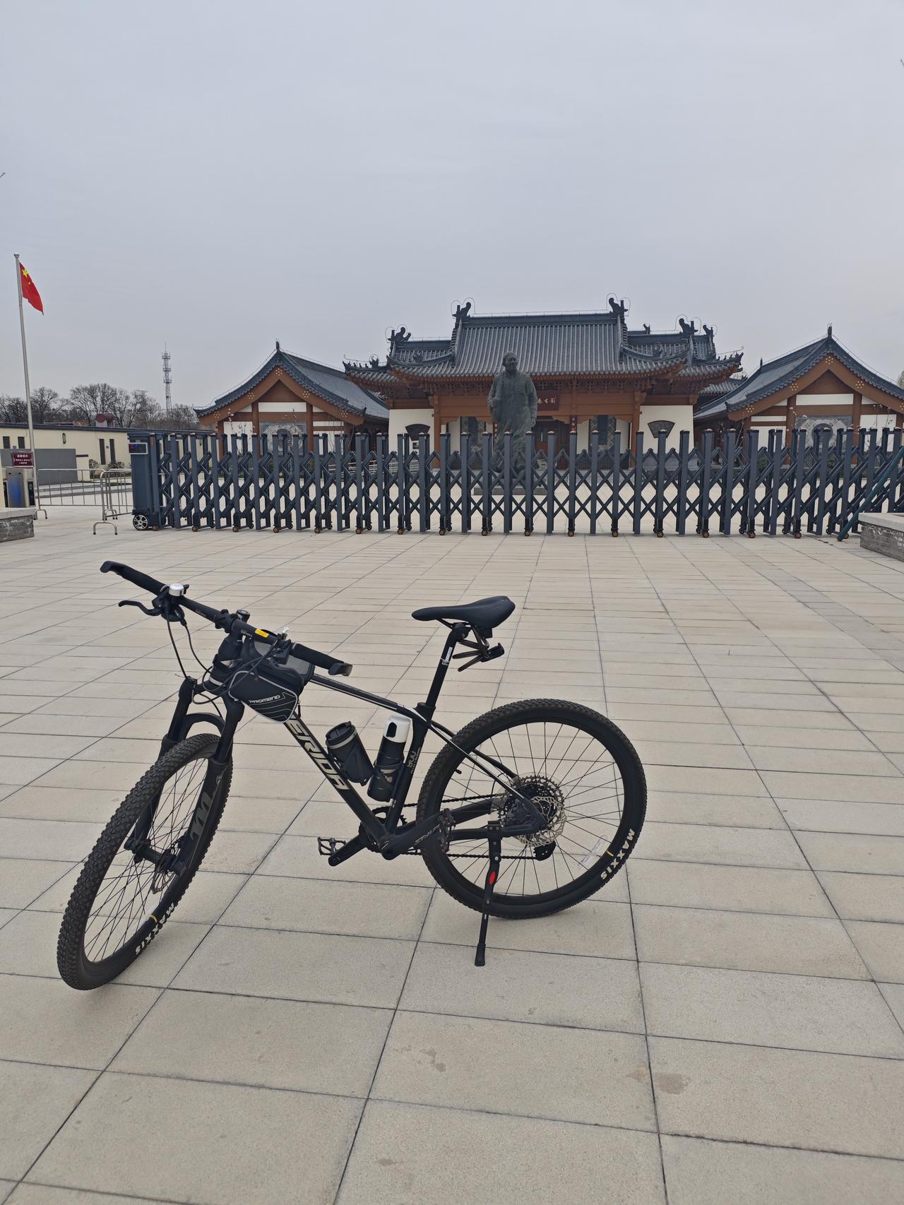 骑行天阁村

退休无事，骑行锻炼身体，昨天选择了骑行天阁村。清朝末年，天阁村出了