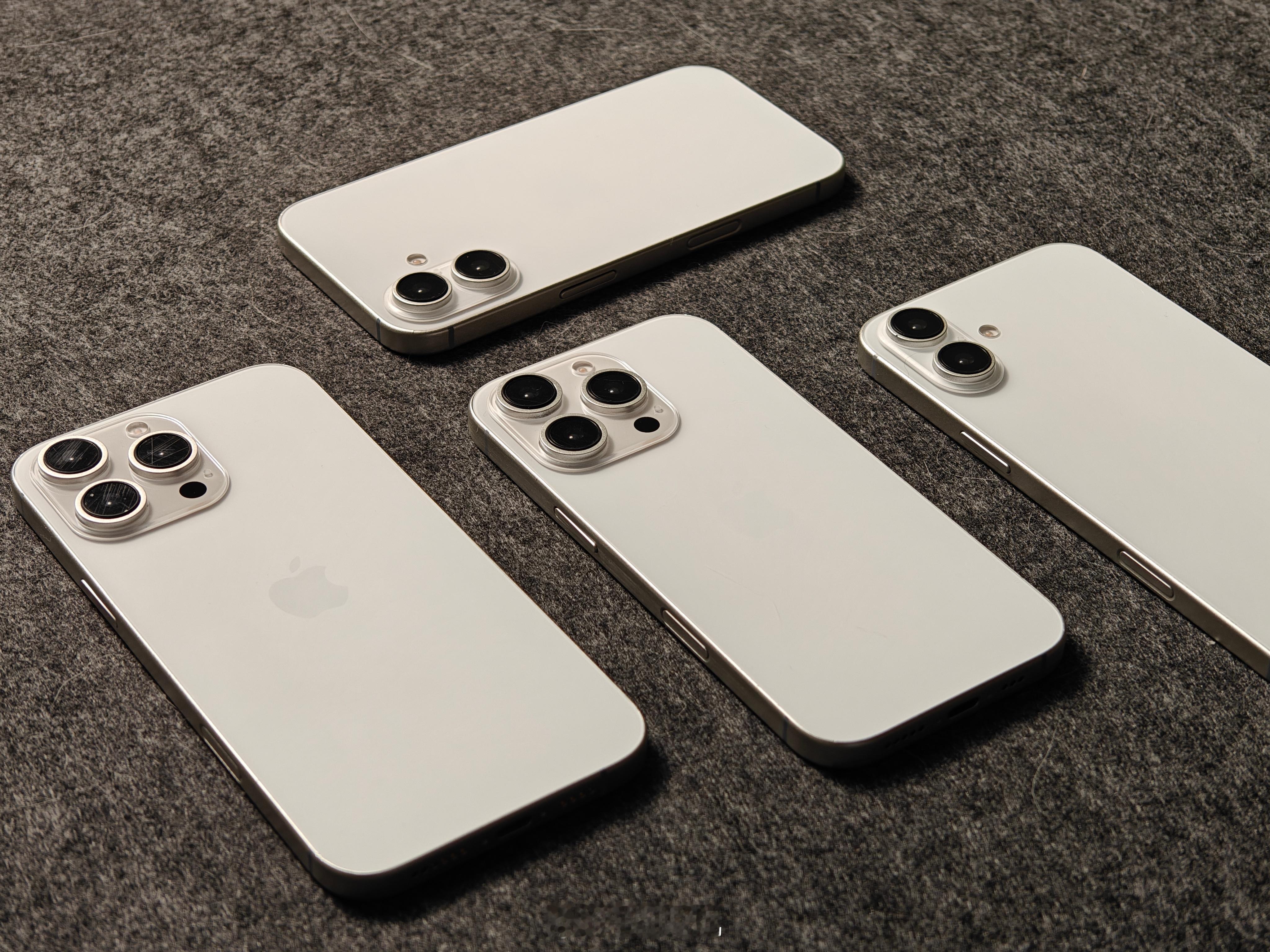#你打算买iPhone16吗#iPhone16全系已上手（机模）。。。首发时体验
