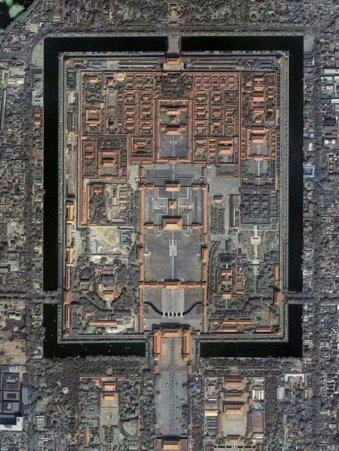 芯片是古代中国人发明的，
老祖宗的智慧真是了得，可惜当年利玛窦等在宫传教士们偷偷