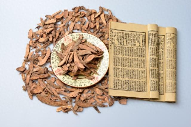 前列腺炎——这个老方子快要失传，我视若珍宝！

从医快20年了。今天要跟大家聊的