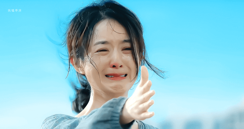 赵丽颖丰收之年展现多样女性角色赵丽颖郝秀萍一战封神丰收之年解锁百变戏路，赵丽颖把