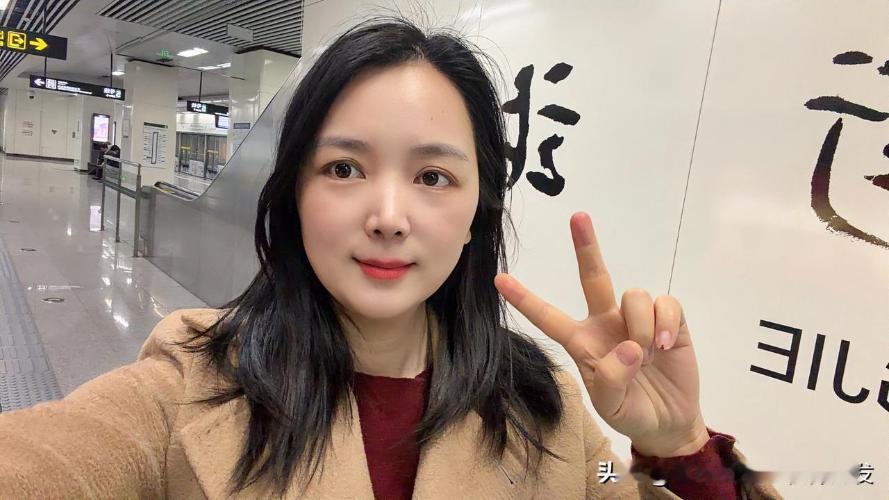 程序员丽娅想不到有一天被粉丝催更了，最近年底是真的忙，年初沟通的几个定制开发项目
