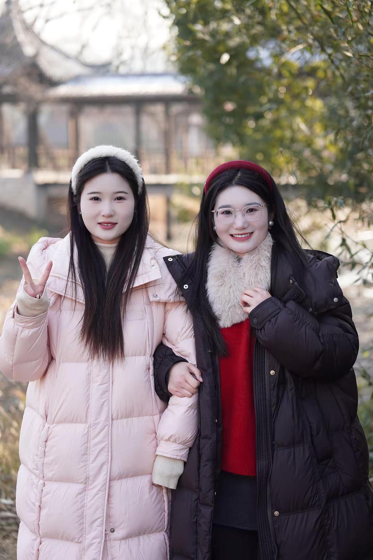 有人管着我就作，没人惯着我就消停，其实我一直有公主病，只是我比较务实 闺蜜穿搭