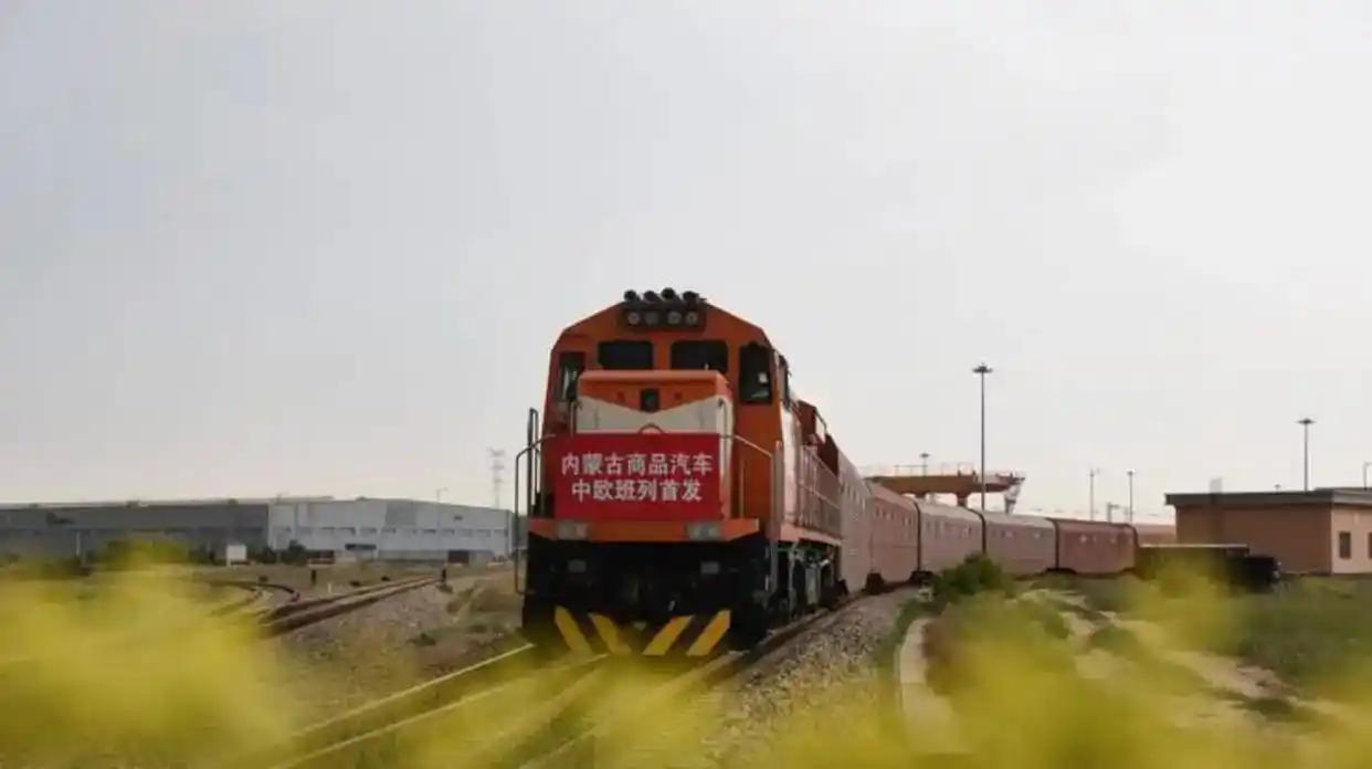 全欧洲，都欠波兰一句“谢谢你”！如果不是它愚蠢地阻断中欧班列长达11天，中国的北