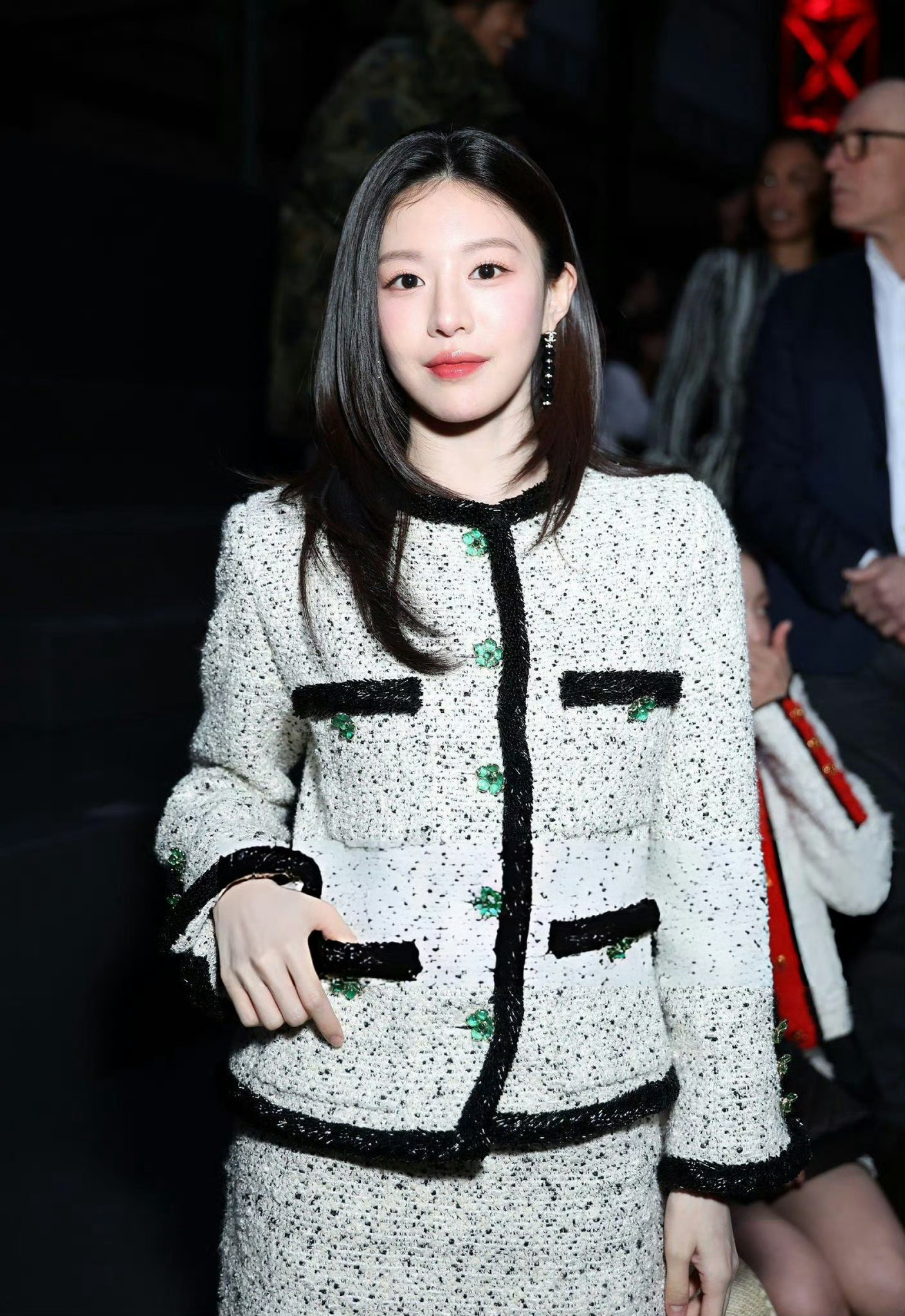 高允真 CHANEL 2026秋冬大秀看秀造型 巴黎时装周 