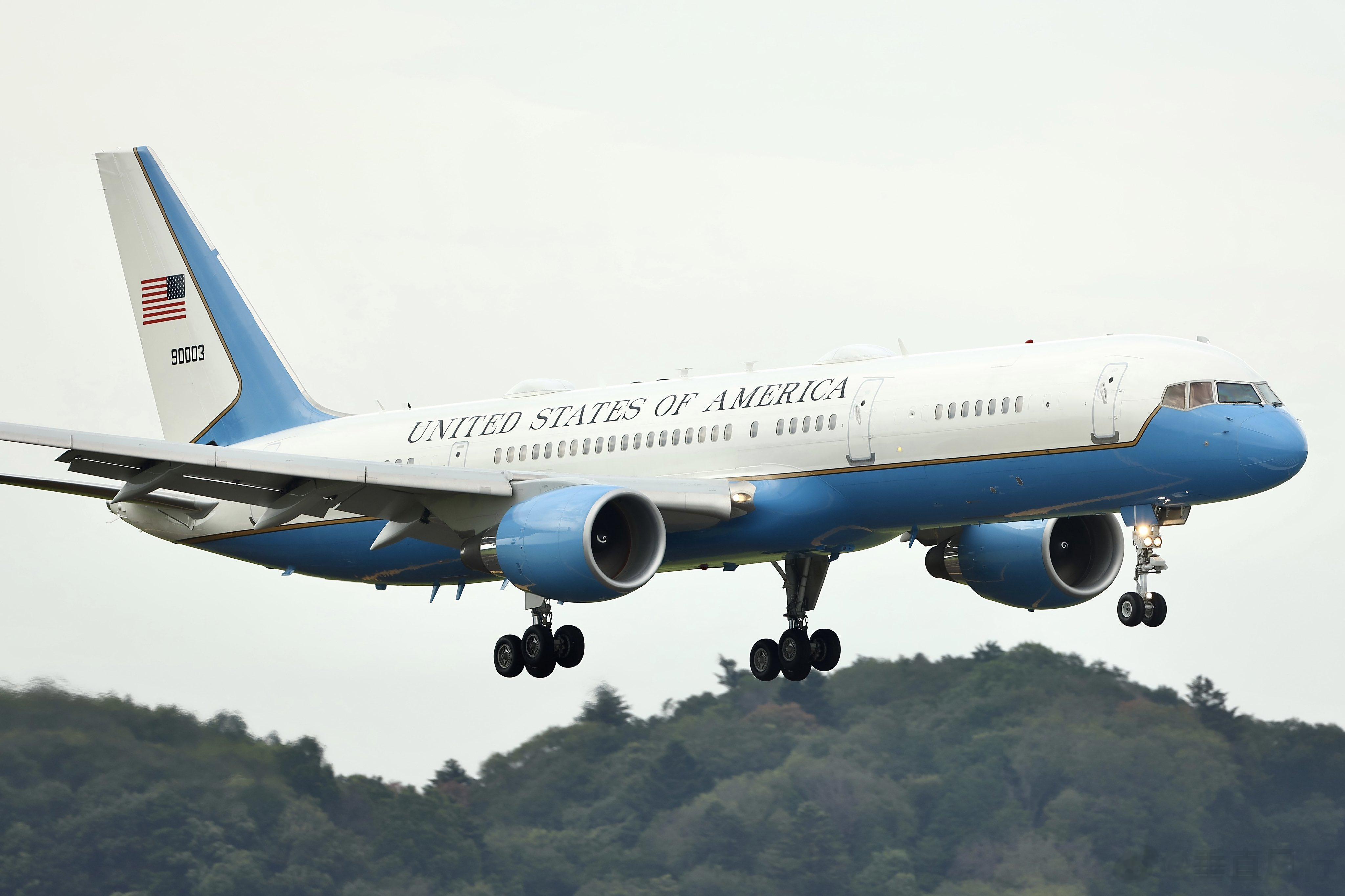 昨天下午，耶伦结束北京之行后搭乘美国空军 VC-32A返回美国，期间在横田基地短