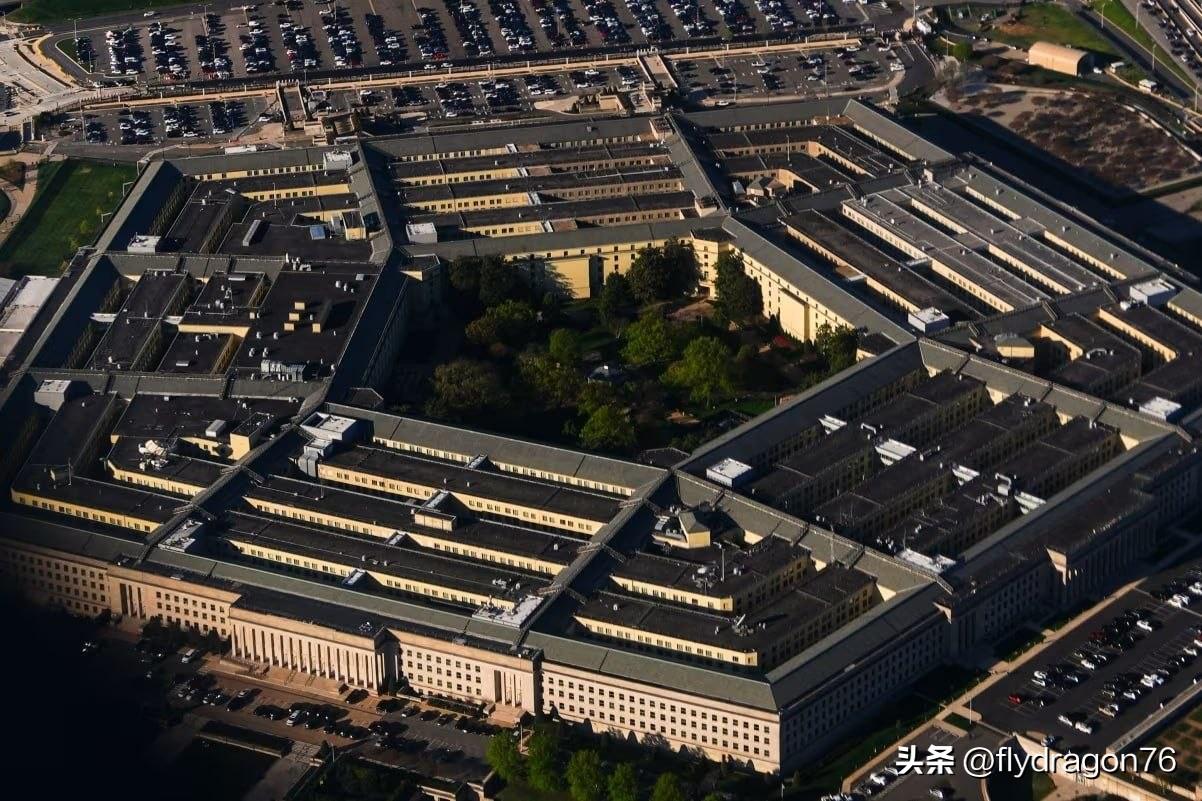 🇺🇸美国中央司令部敦促军方人员提出“创新”方案以“惩罚”伊朗

据美国有线电