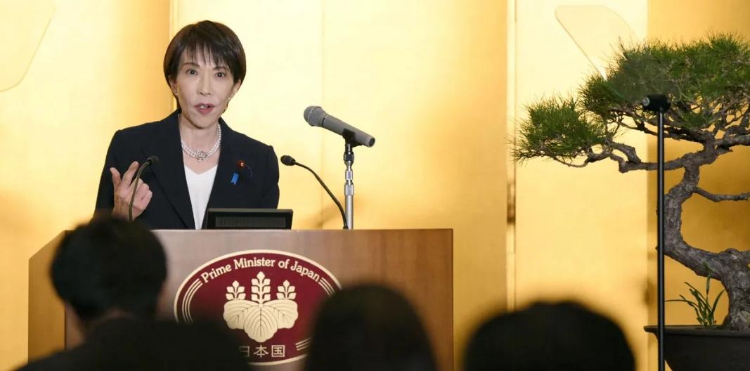 高市早苗终于坐不住了，在新年首次记者会上阐述了政府的工作重点，并表示沟通对于解决