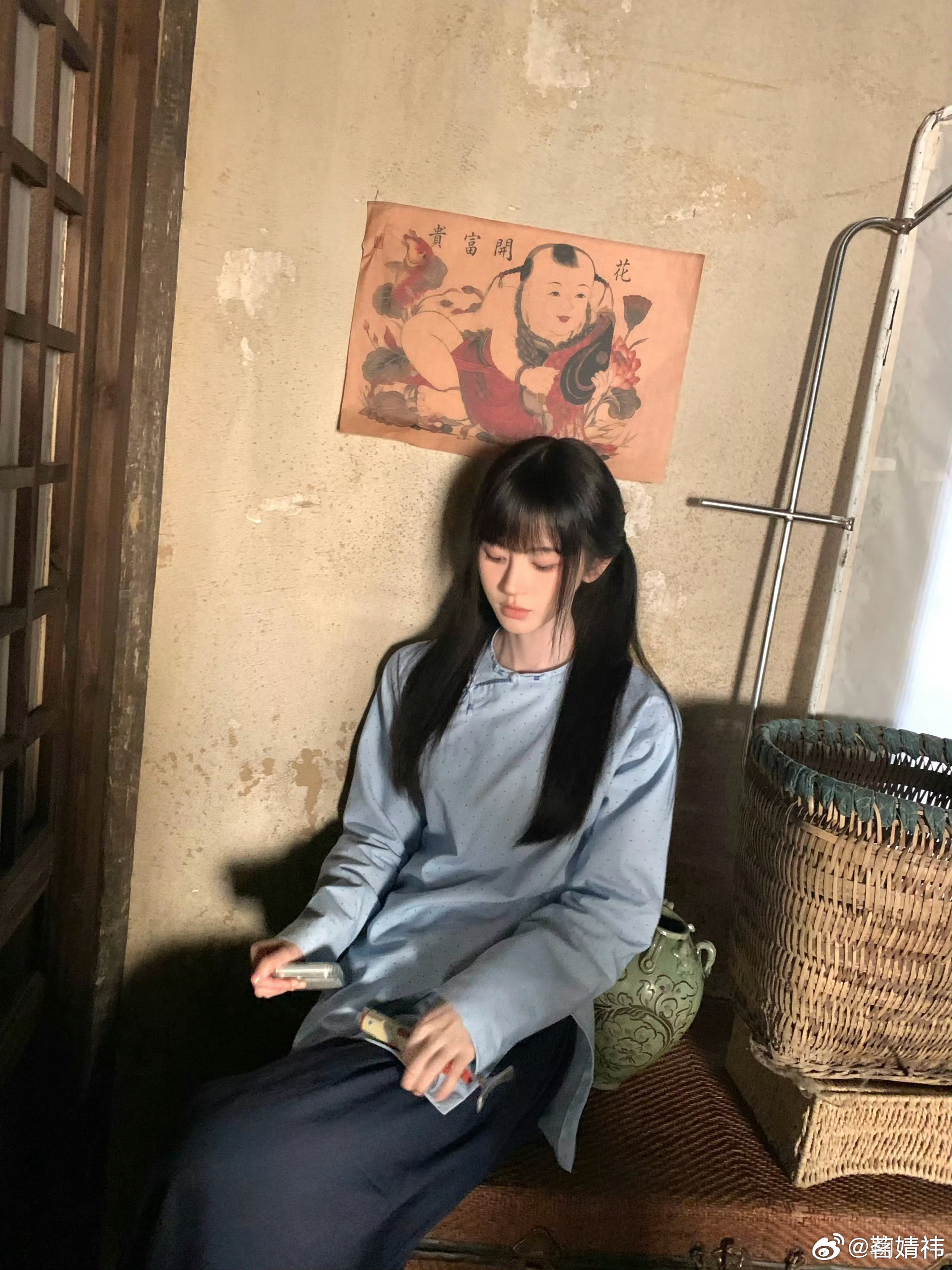 鞠婧祎万花世界孝服路透就是狠狠的期待住了！ 