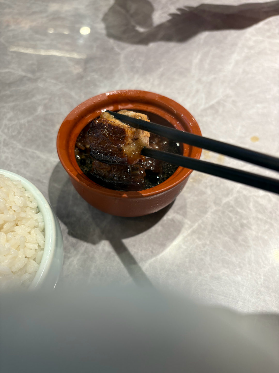 昨天吃的西湖醋鱼～东坡肉～腐皮青菜～好吃好吃～光盘光盘～ 