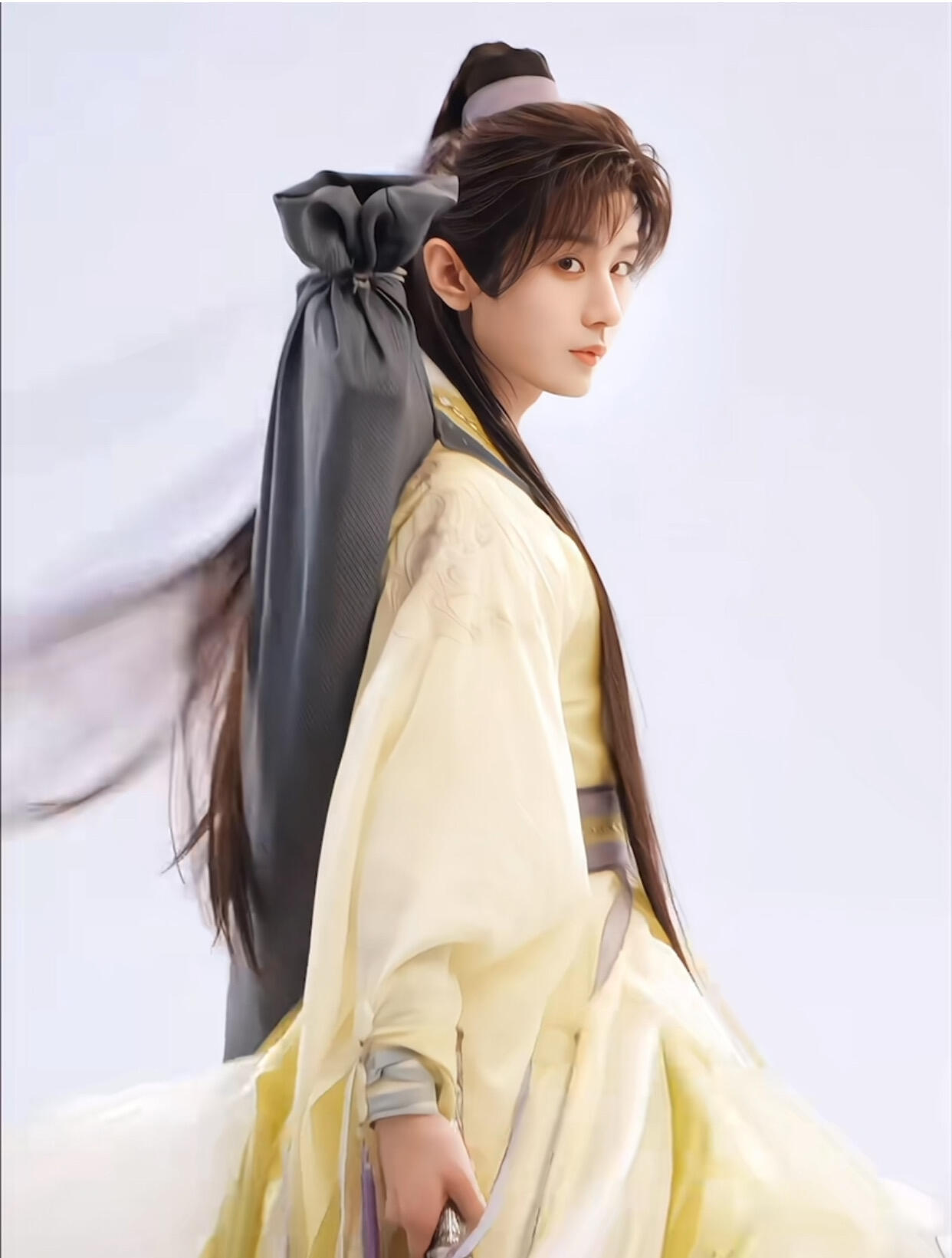 真想给萧秋水的绝世美颜上个永久保险