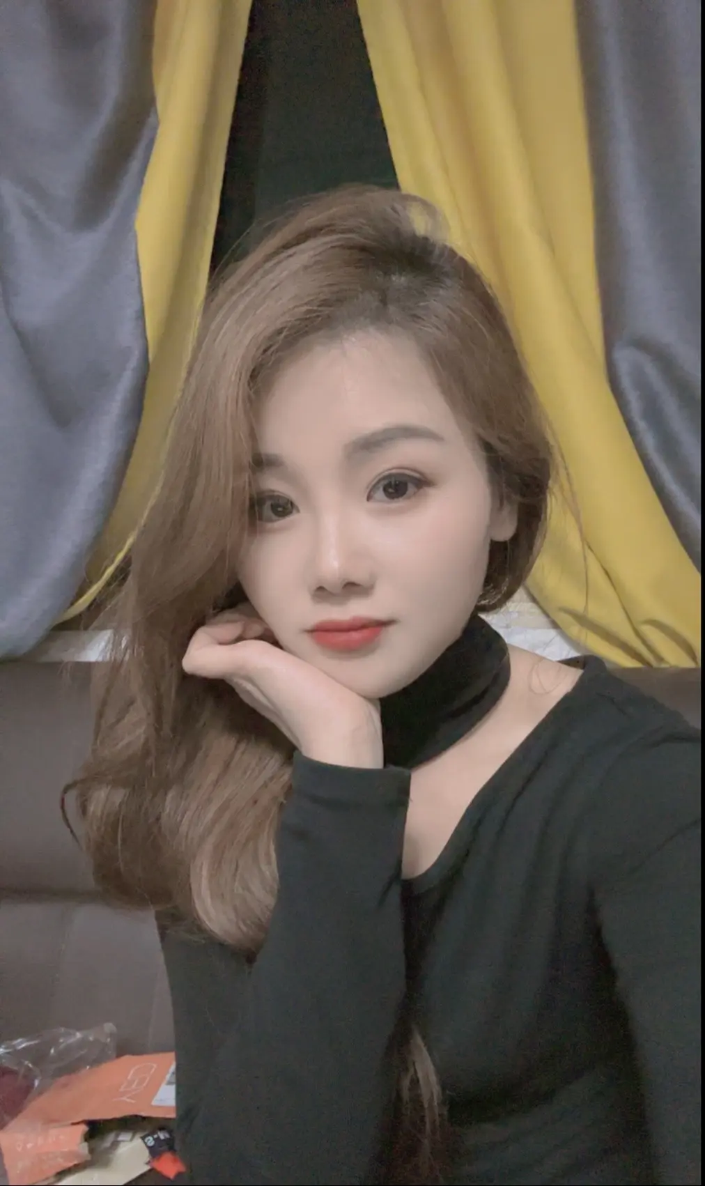 生活一半烟火一半清欢