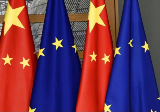 欧盟拥抱中国，不管美国了
根据海关总署公布的数据，前8个月对东盟、欧盟的进出口大