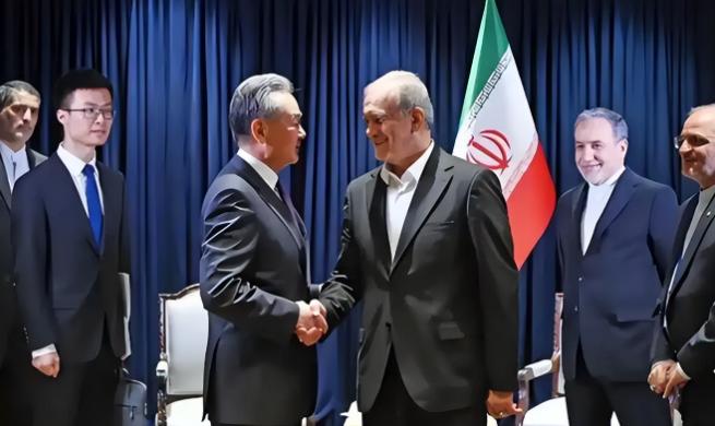 能源航道新秩序，伊朗定规霍尔木兹，中伊合作提速，全球能源市场吃下定心丸

小派深