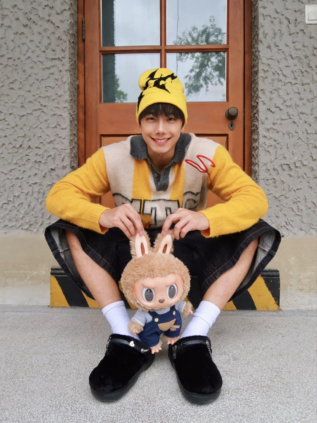 换上了最松弛的过冬模式💛🧡