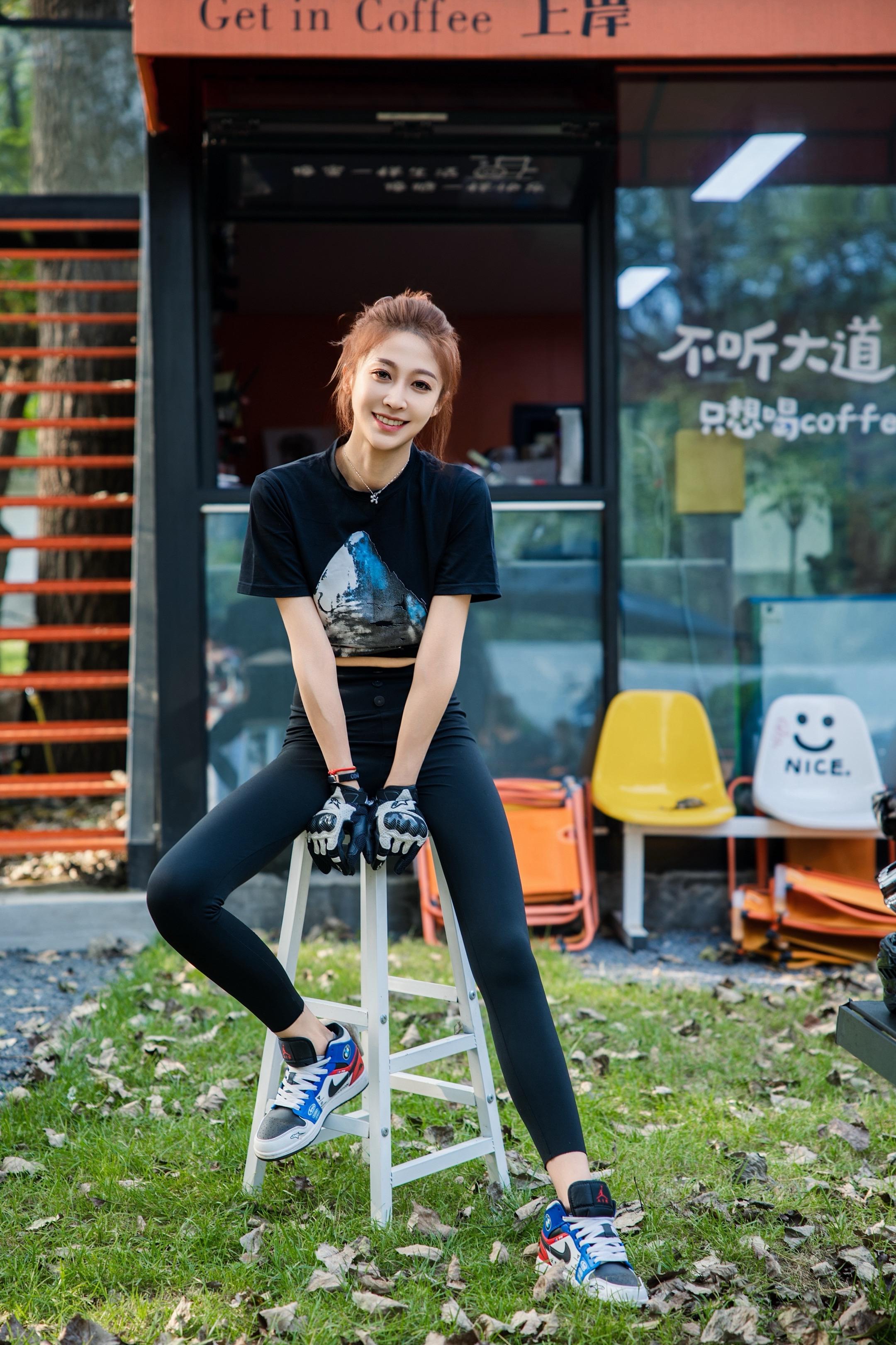 花盛开在春日，你自由于四季。📷