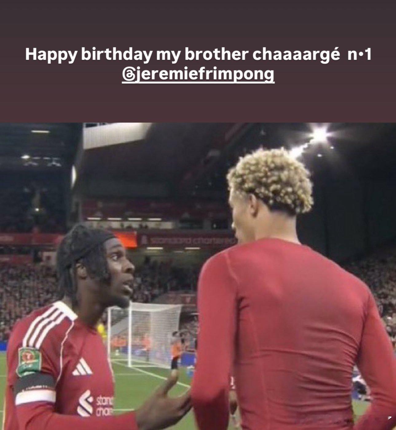 埃基蒂克和维尔茨都祝愿弗林篷生日快乐埃基蒂克还特意找了那张被质问的图